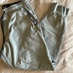 American Eagle 🦅 Light Grey Jogger Large